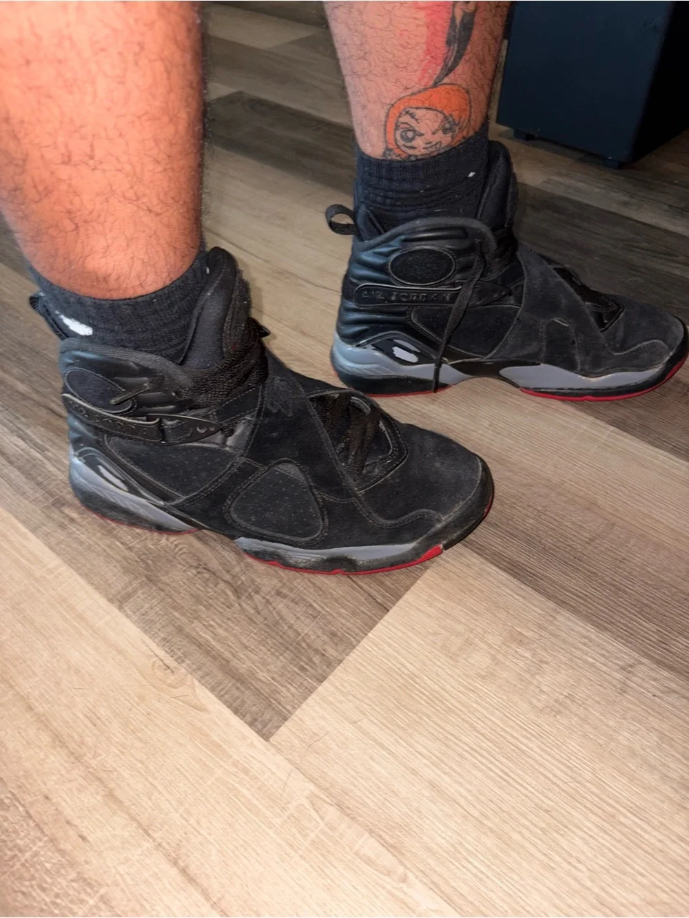 Air Jordan 8 Retro Bred - size 9 men’s